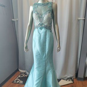 Size 8 aqua trumpet formal/prom gown